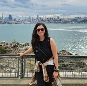 Meet your Posher, Layla